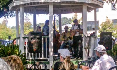 Community gatherings in Covington and Mandeville | Latter & Blum Inc./REALTORS